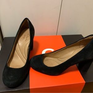 Clark Shoes size 6M color black